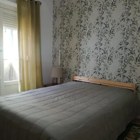 Young Quarto em Acomodações Particulares Lisboa