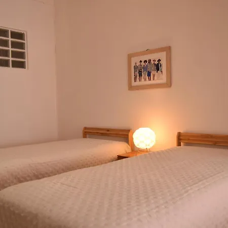 Young Quarto em Acomodações Particulares *